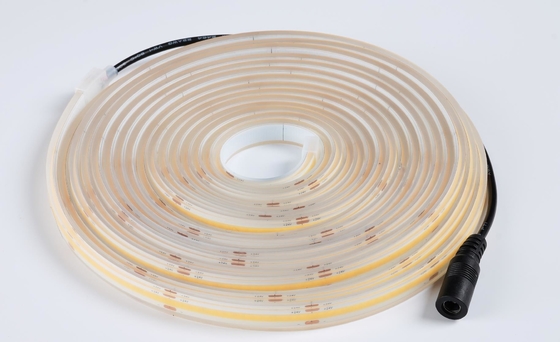 Das flexible Streifen-Licht Silikon Extusion Ip68 imprägniern