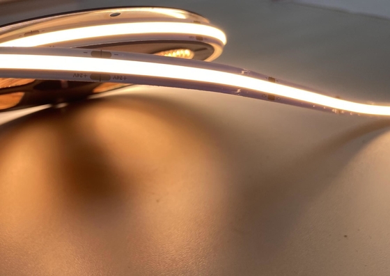 Hoher PFEILER LED Kriteriumbezogener Anweisung CRI90+ nehmen helle einzigartige lineare Struktur 18W auf