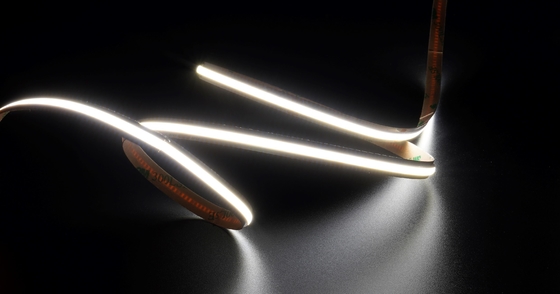 Hoher PFEILER LED Kriteriumbezogener Anweisung CRI90+ nehmen helle einzigartige lineare Struktur 18W auf